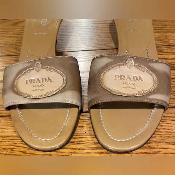 PRADA Kittenheels, size 39, heel height 2 inches - Picture 2 of 13